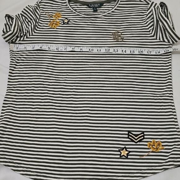 Ralph Lauren Black and White Striped T-Shirt with Short Sleeves medium - Picture 4 of 6